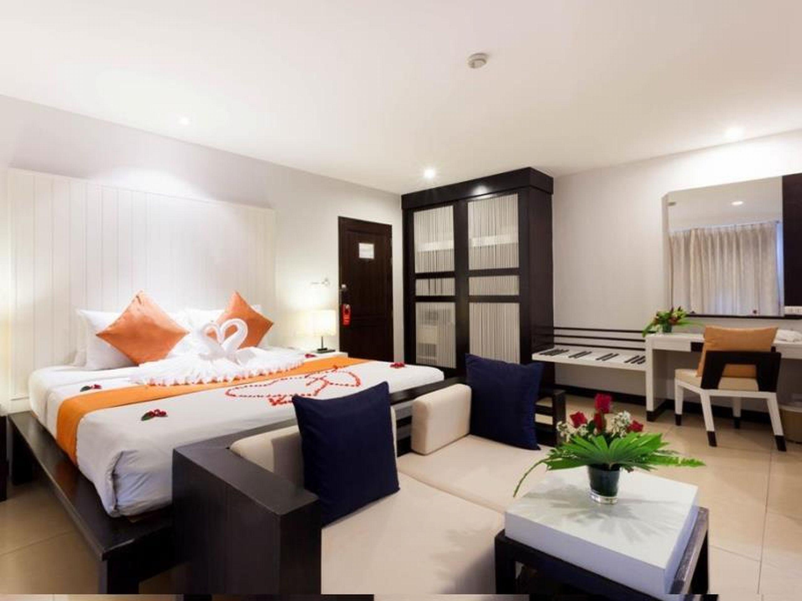 Baramee Resortel Patong Екстериор снимка