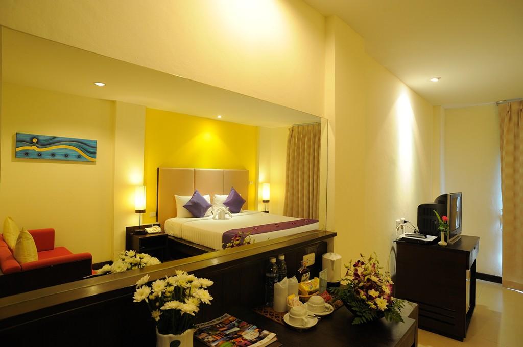 Baramee Resortel Patong Екстериор снимка