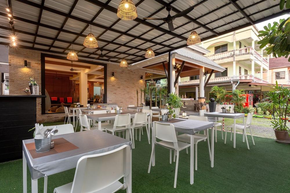 Baramee Resortel Patong Екстериор снимка